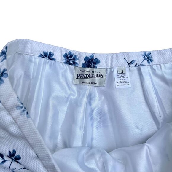 PENDLETON White Pants W/Blue Flower Print Size 16 - Picture 4 of 6
